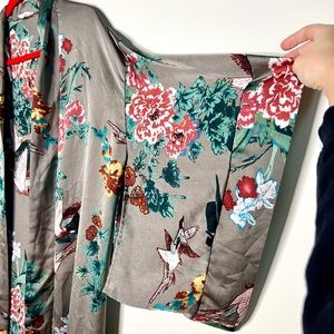 Love + Harmony Satin Kimono - Boutique